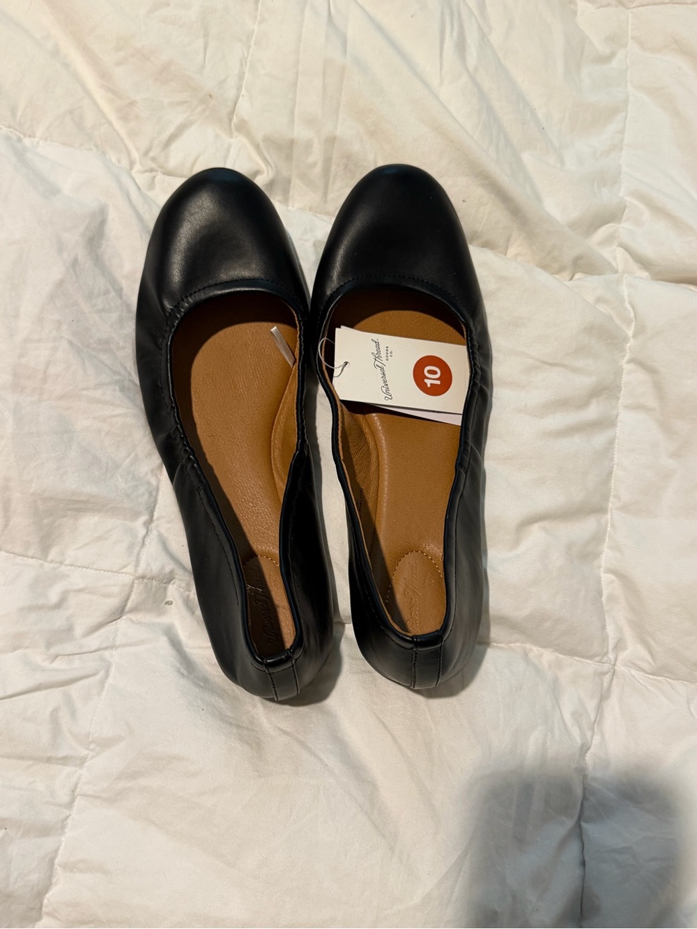 Universal Thread Black Ballet Flats with Tan Insole